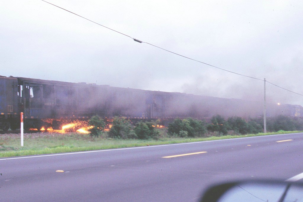 Pandrol Jackson railgrinder train in action